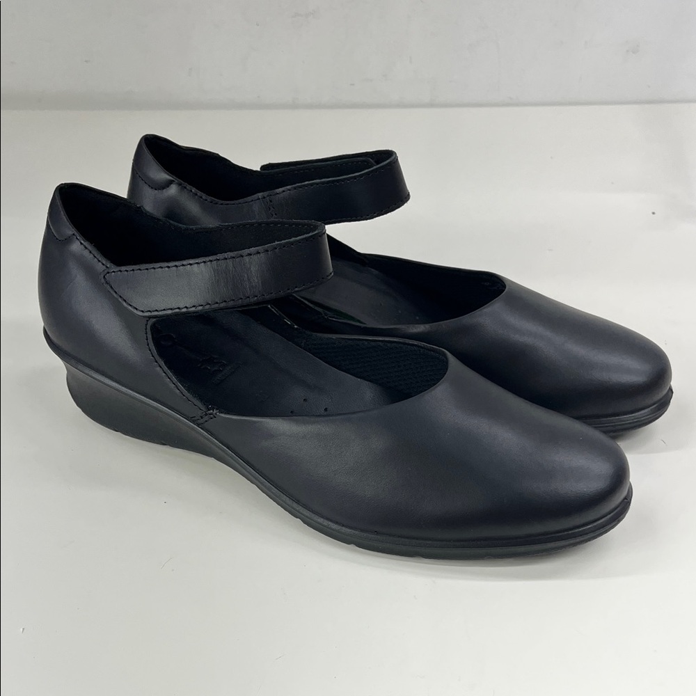 New Ecco Felicia Mary Jane in Black Leather Size 40